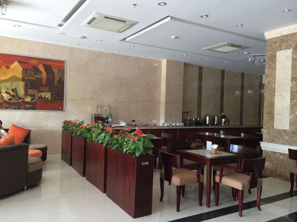 Hotel Sea Front