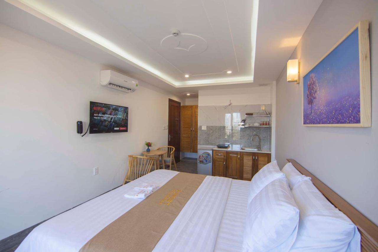 Sunset & Hotel 3*