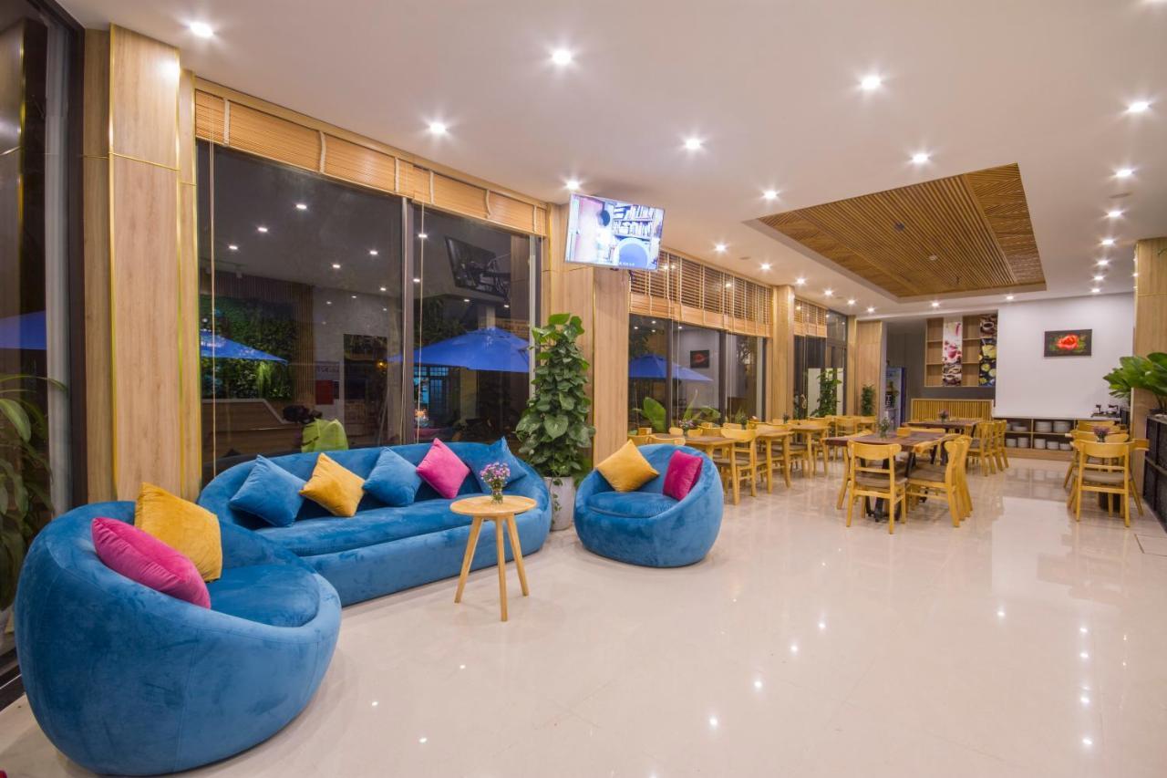 Hotel King House &