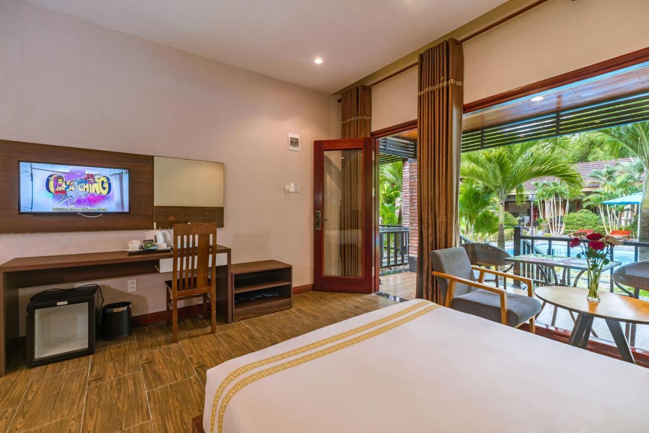 Qualia 4*