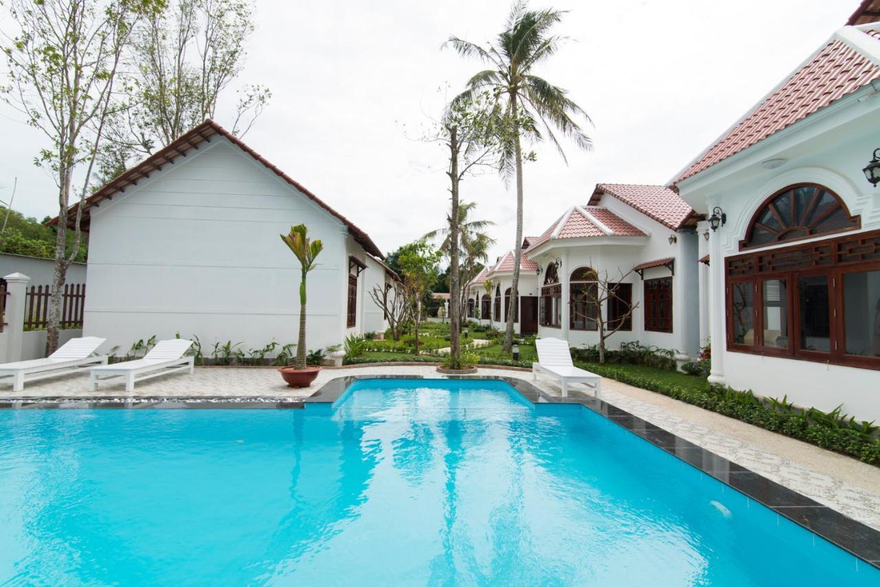 Villa Wings