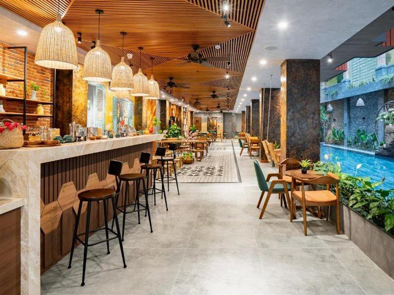 Chi House And 4* Da Nang