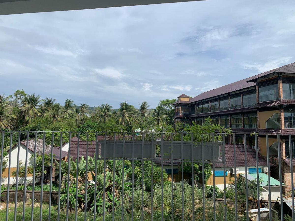 The Palmy & 4* Phu Quoc