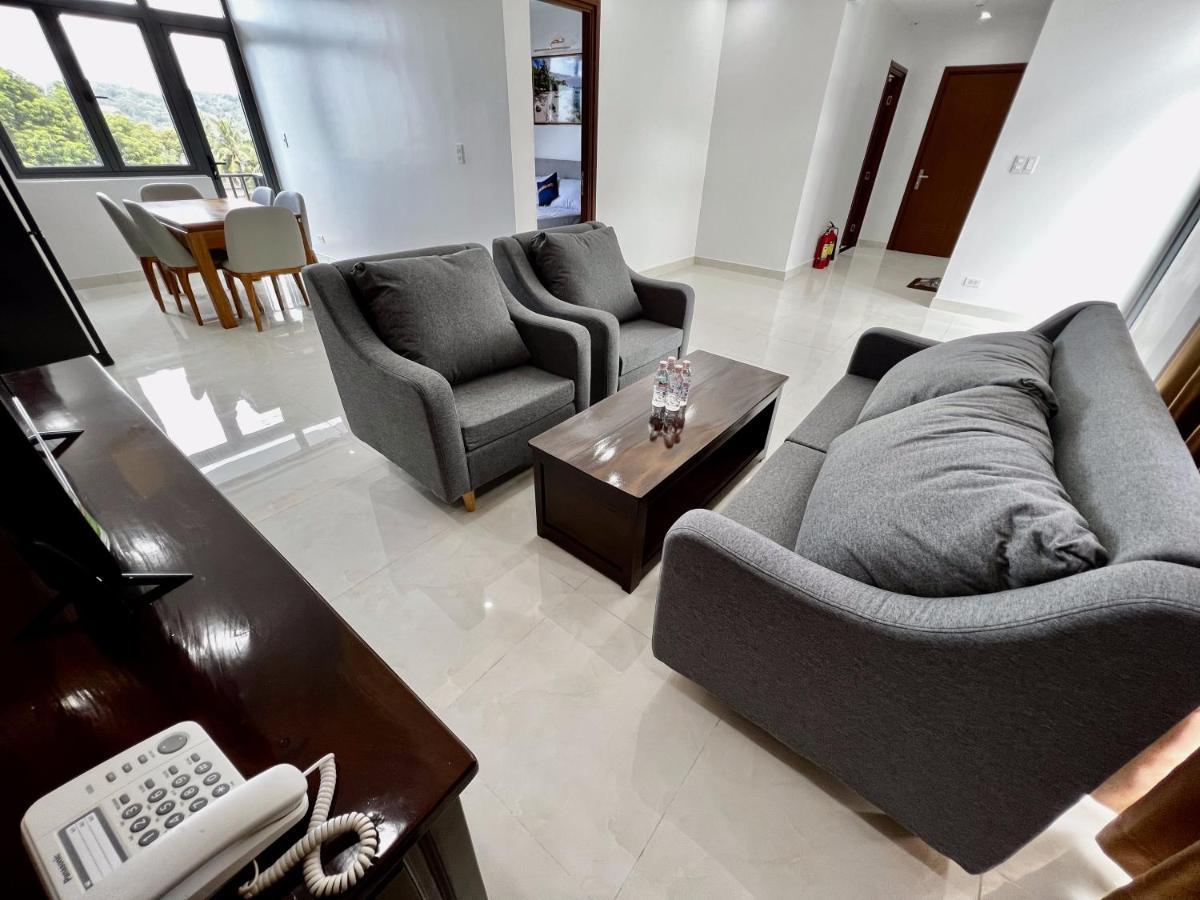 Duong Dong Hotel