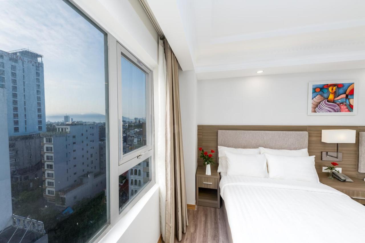 Khách sạn Golden Rose 4*
