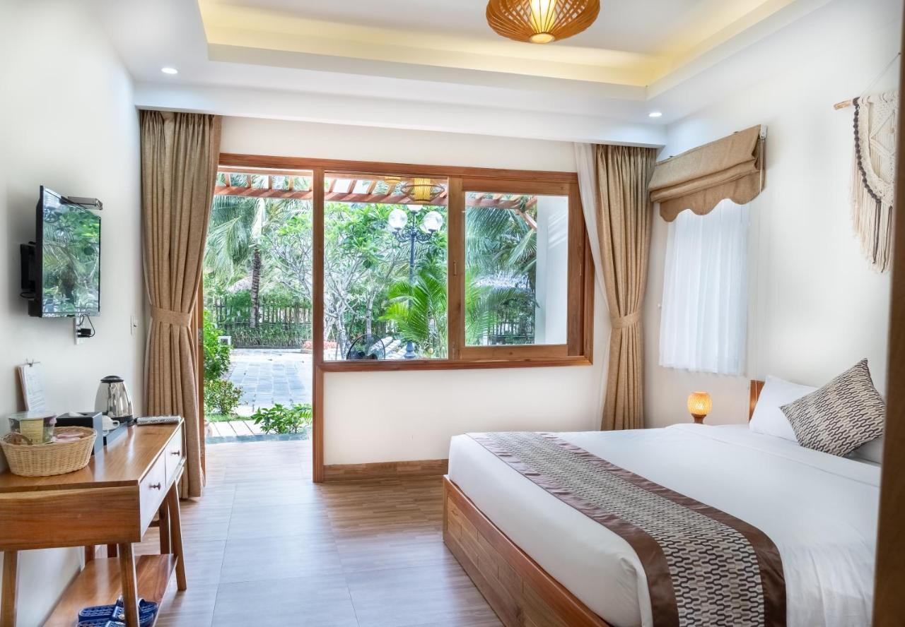 Naomi Resort 3*
