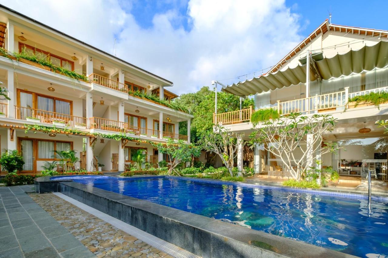Resort Naomi 3*