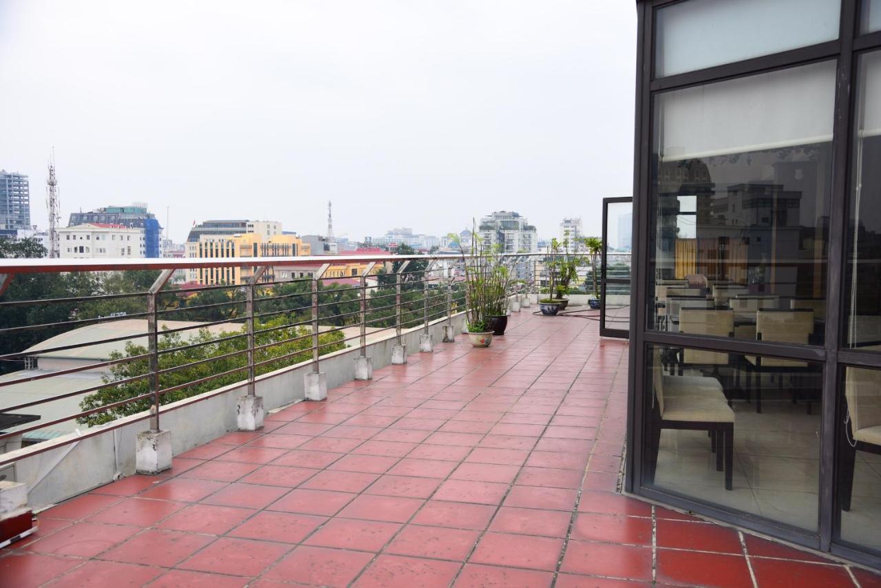 Tqt Khách sạn