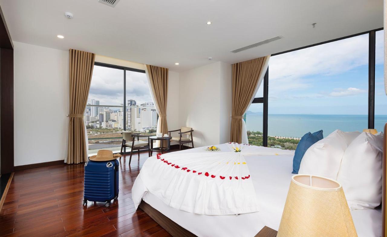 Hotel Miracle Luxury 4*