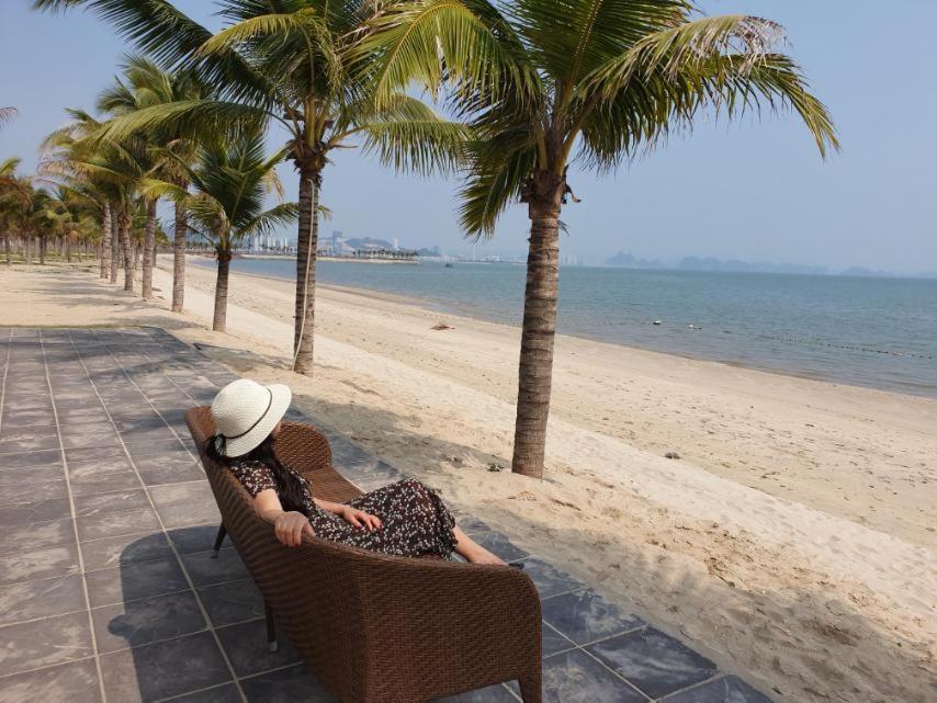 Golden Palm Halong 3* Ha Long