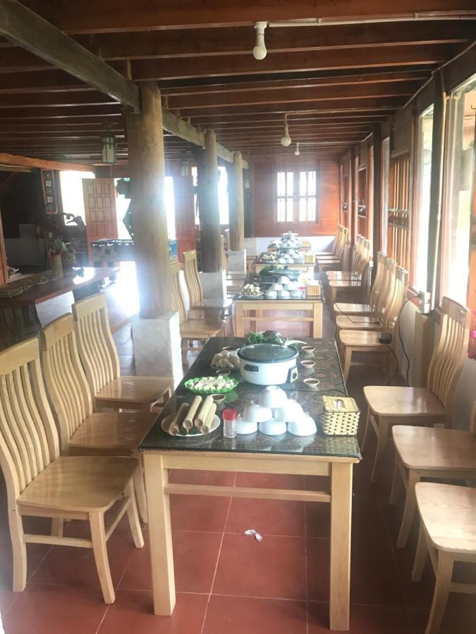 Nhà Dân Gia đình Tả