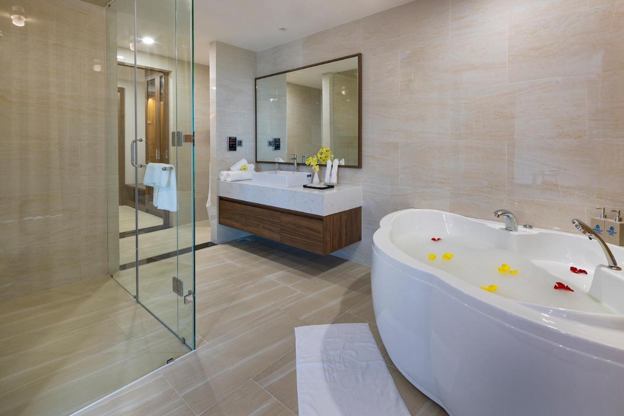Hotel Miracle Luxury 4*