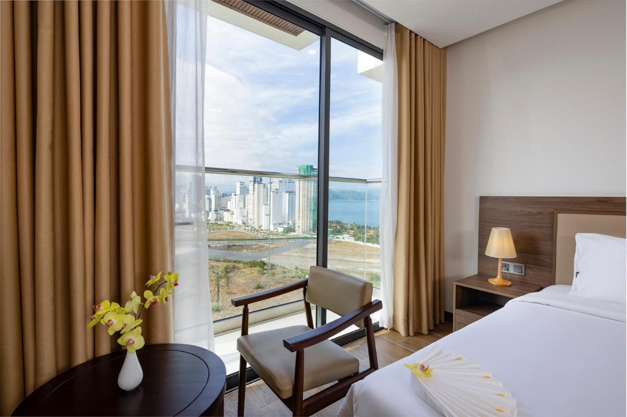 Miracle Luxury Hotel 4*