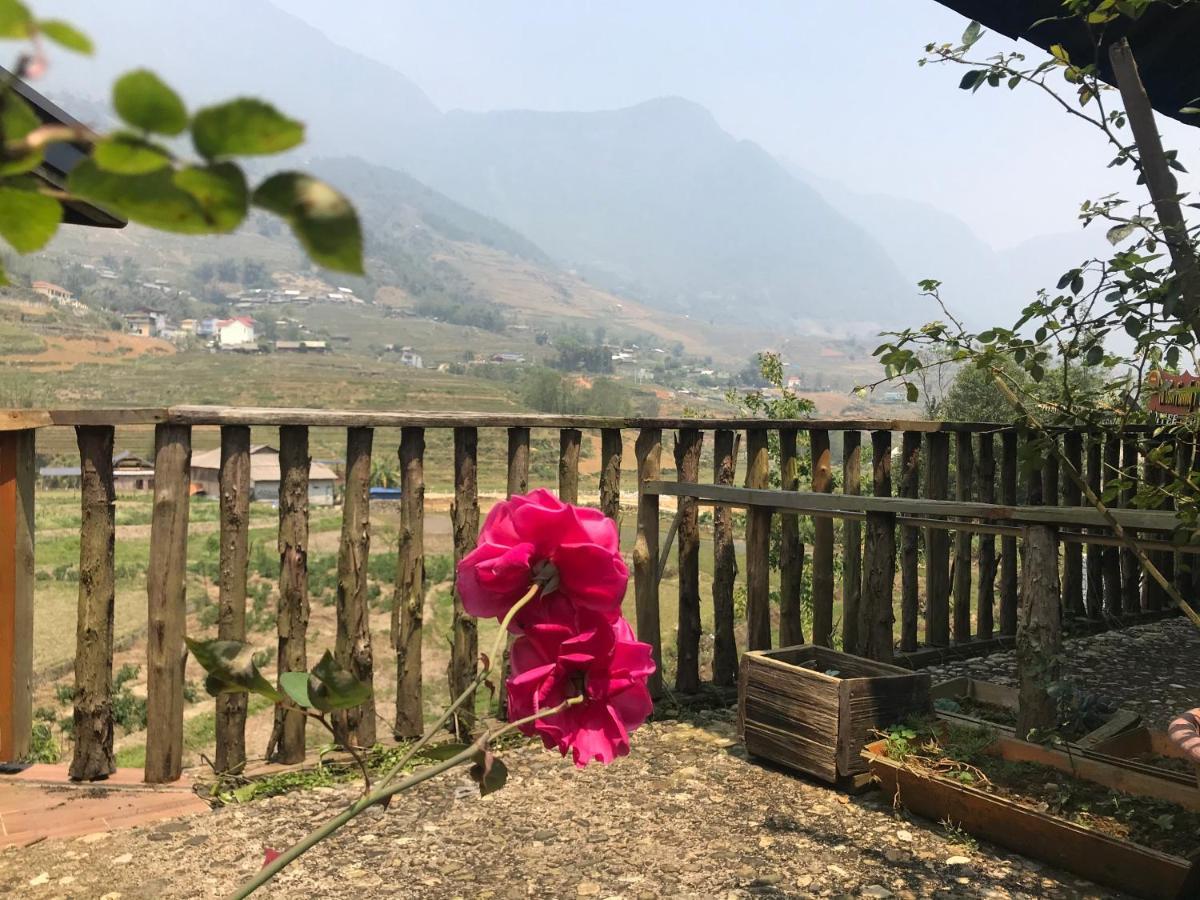 Nhà Dân Gia đình Tả * Sa Pa