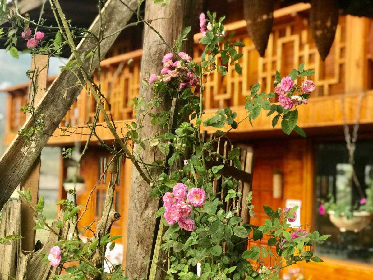 Nhà Dân Gia đình Tả Ở trọ *