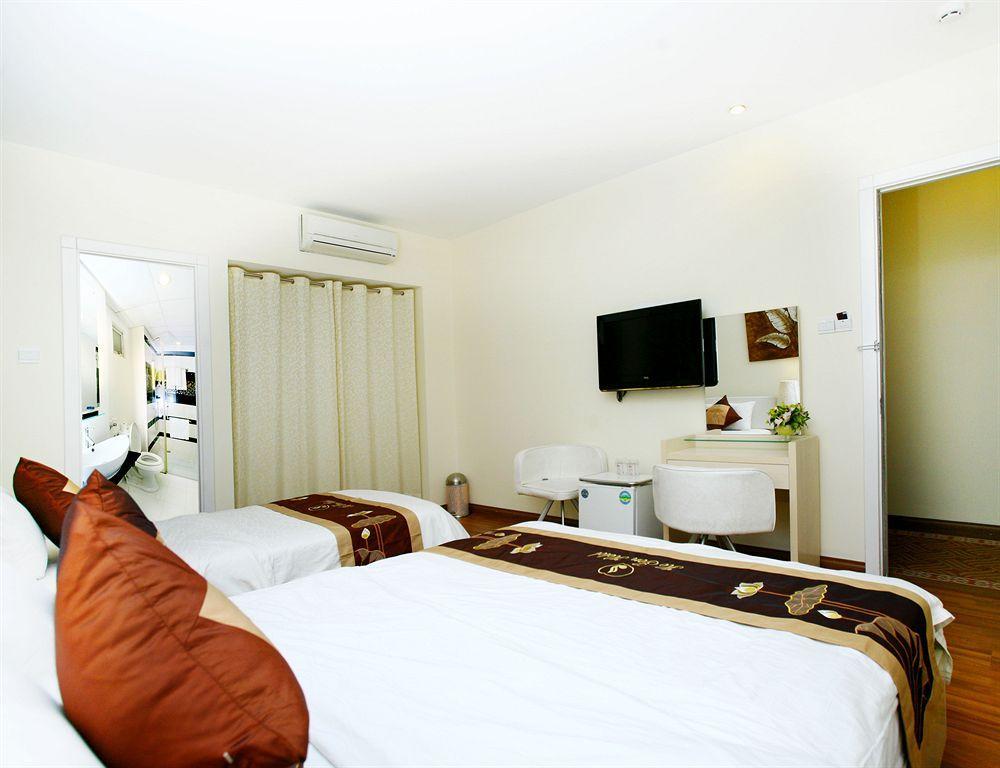Good Vibes Boutique 3*