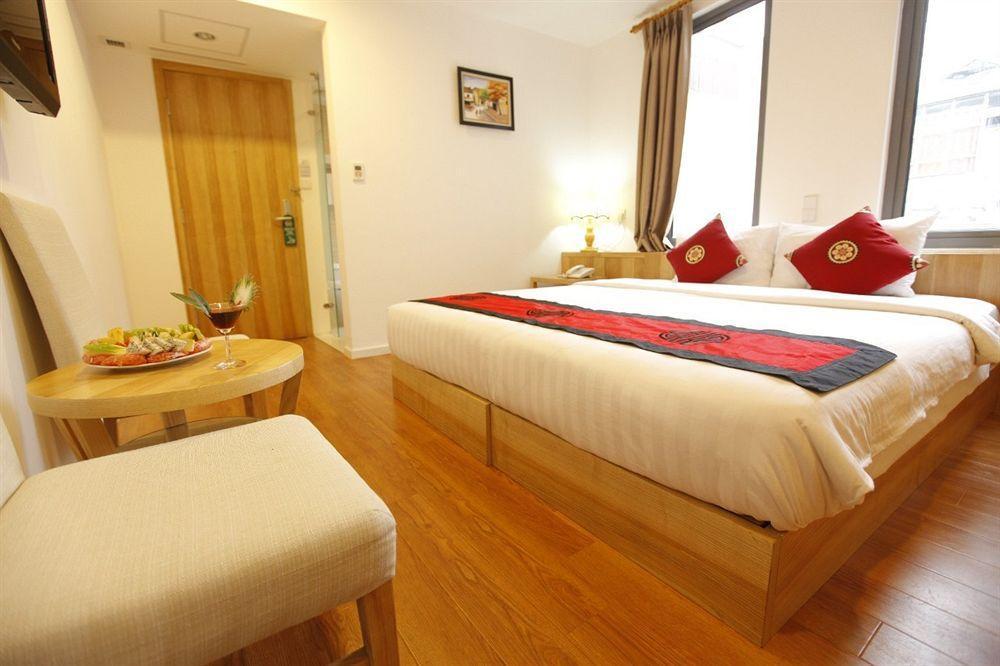 Hotel Romance Hanoi