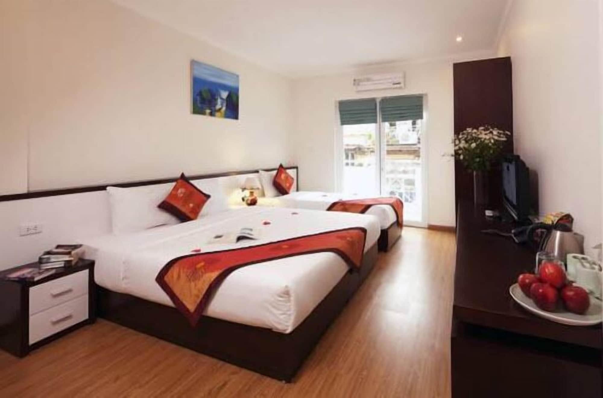 Hotel Rising Dragon Estate 3*