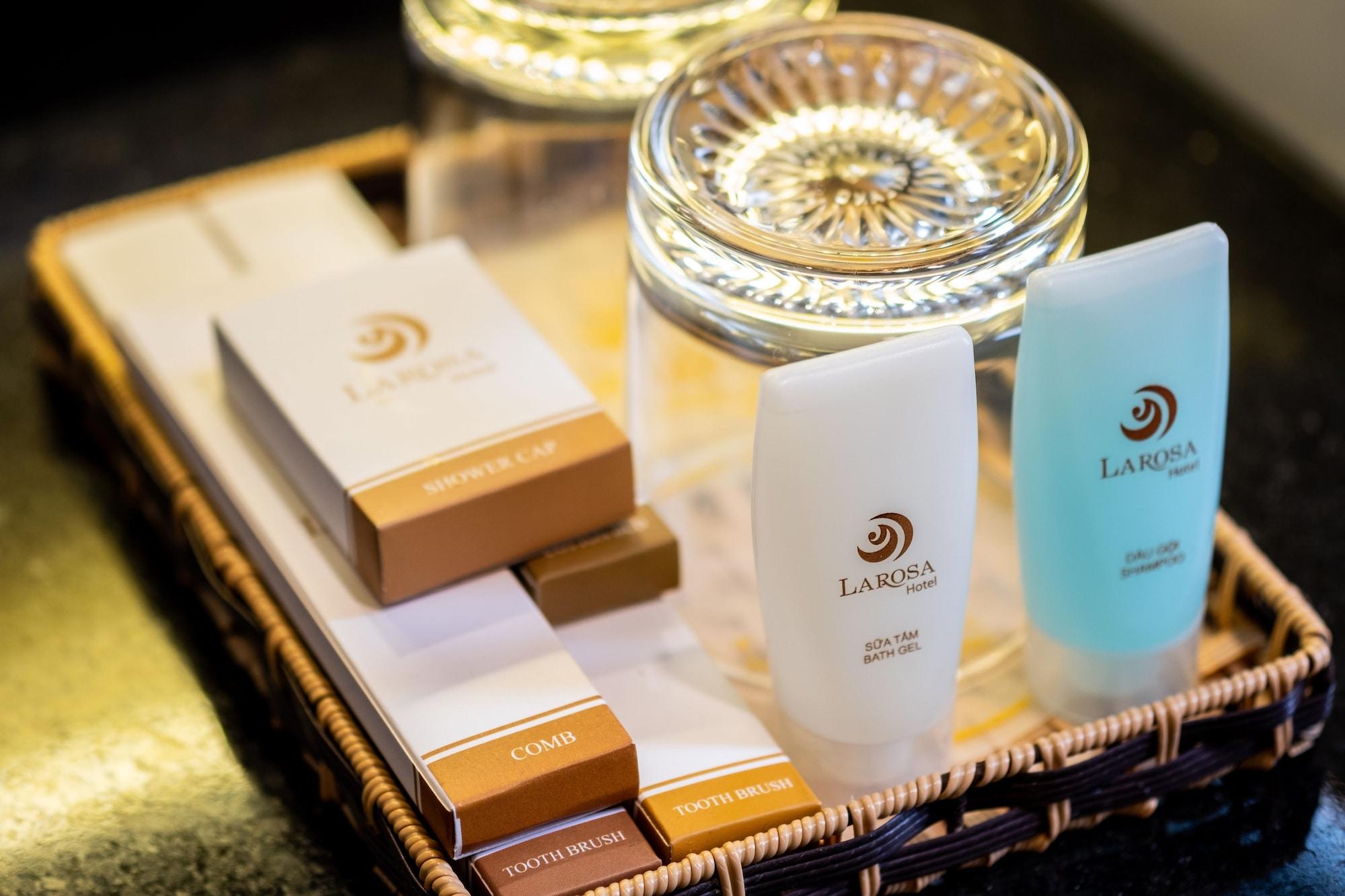 Khách sạn Larosa 4*
