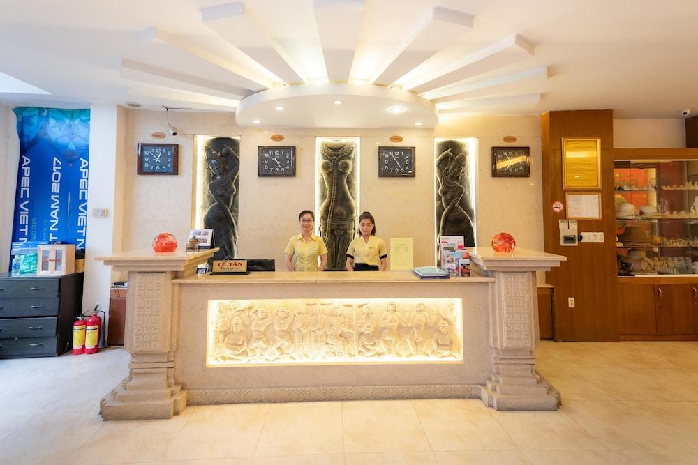 Khách sạn Gold Coast