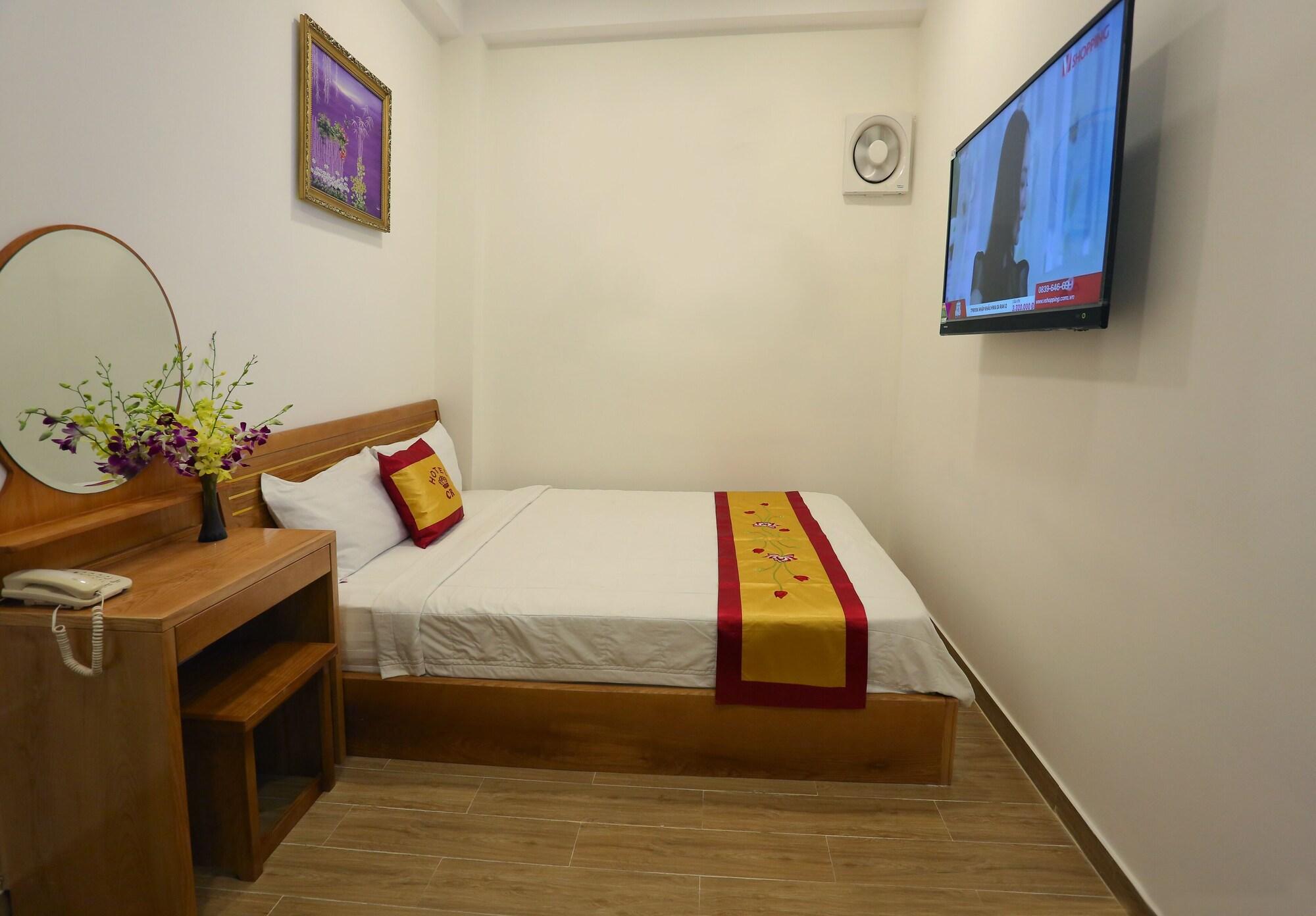 Cr Hotel