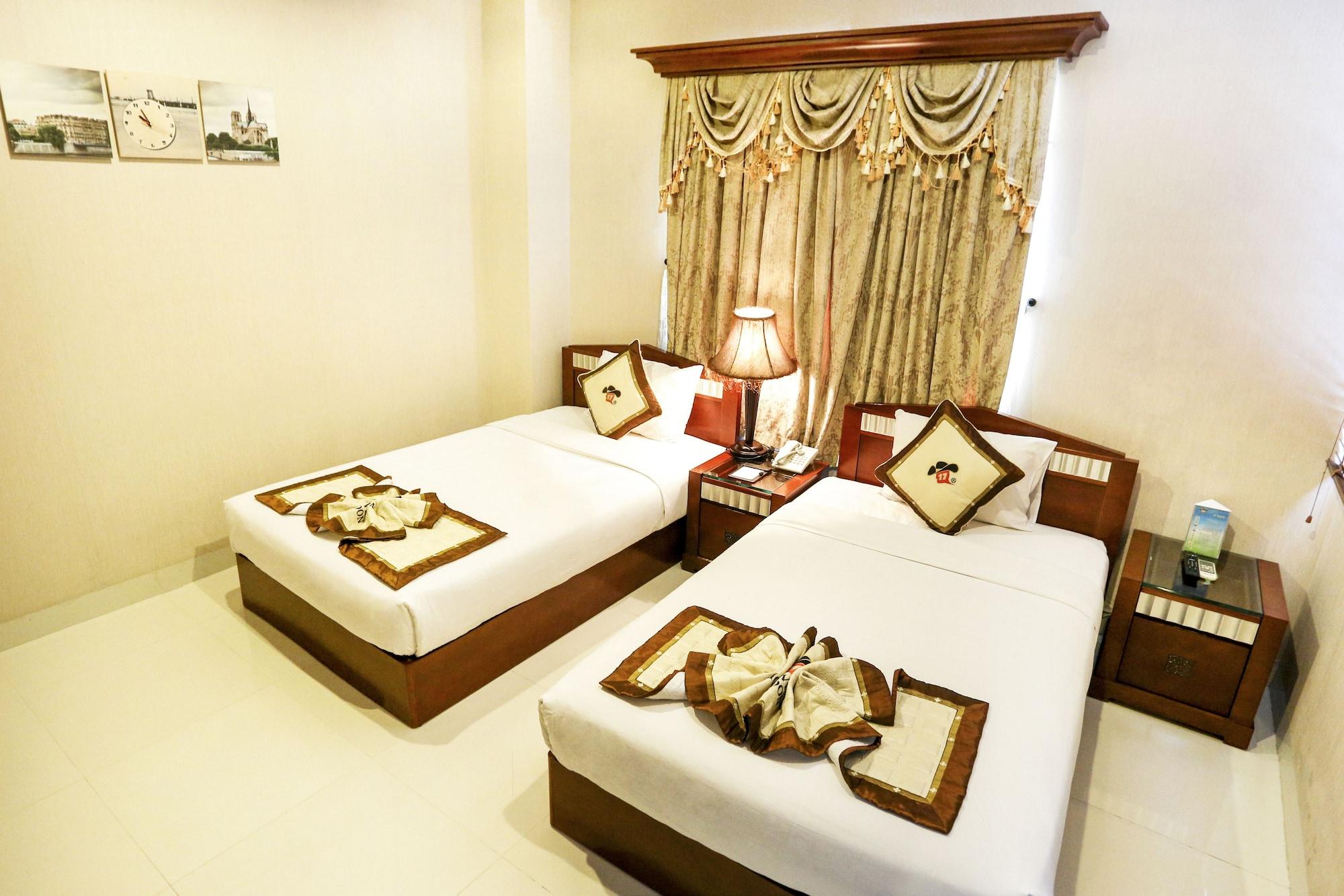 Seventeen Saloon Hotel Da Nang