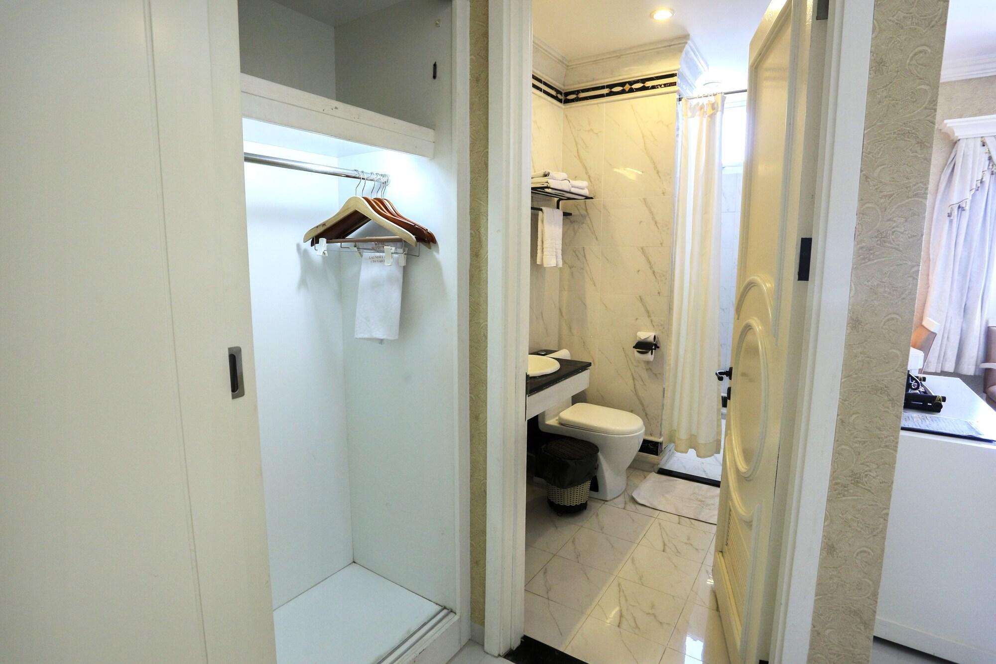 Seventeen Saloon 3* Da Nang