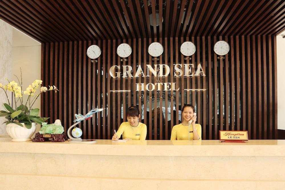 Grand Sea 4*