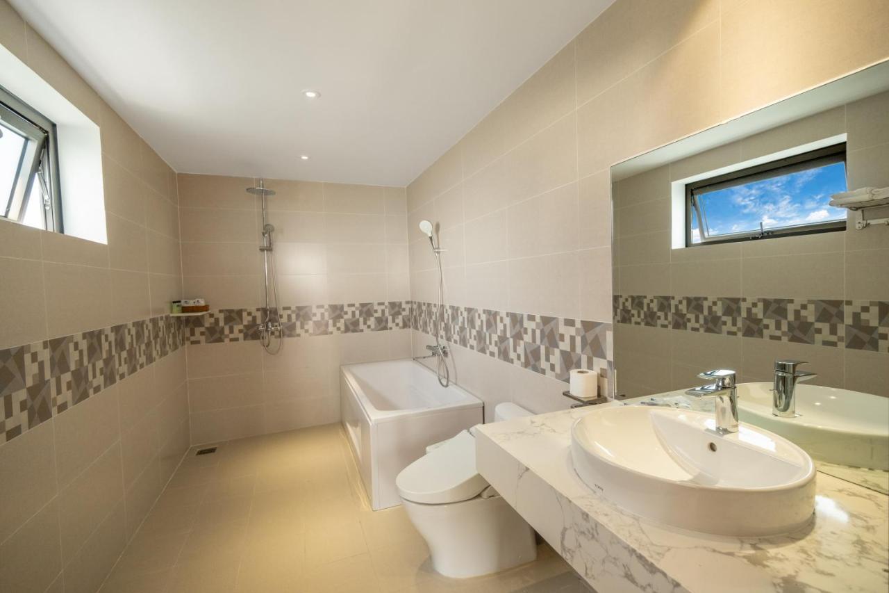 Gaia Hotel 3*