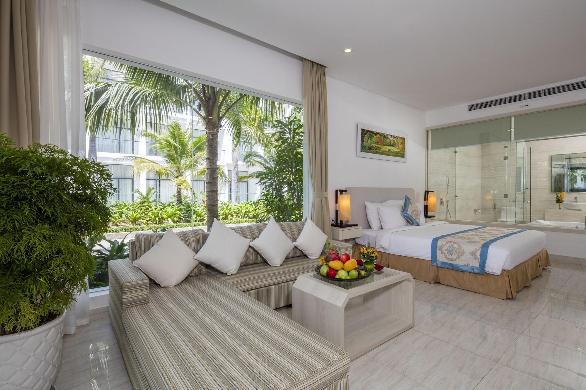 Diamond Bay Condotel 5* Nha Trang