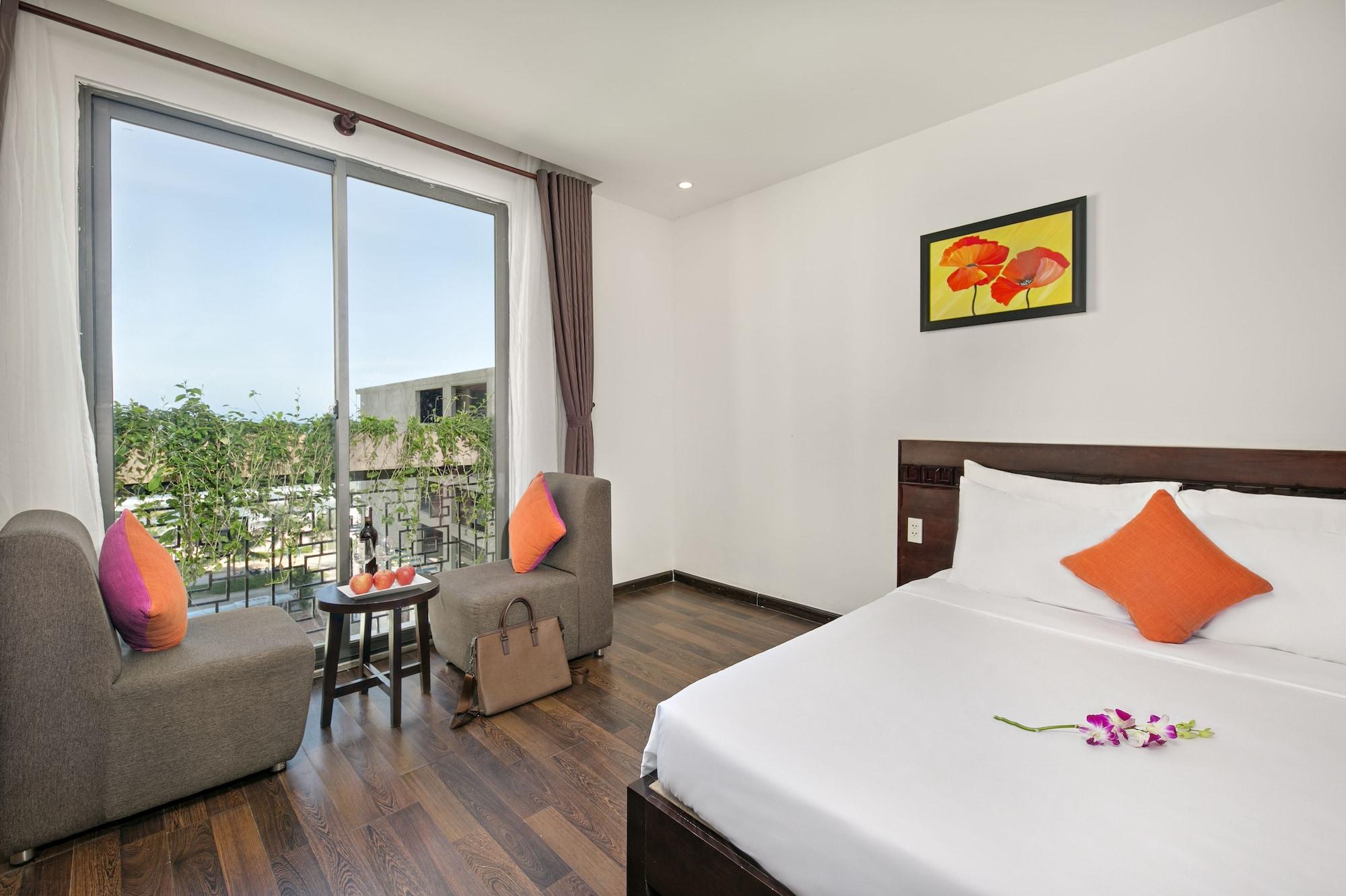 Emily & 3* Da Nang