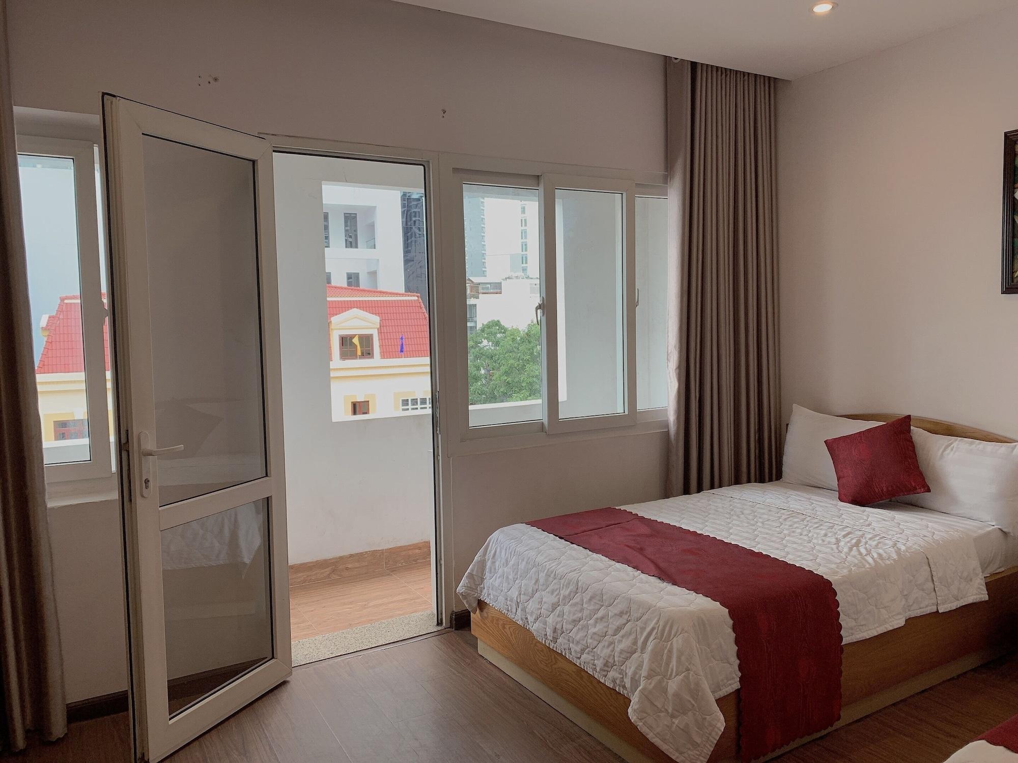 Ha Thanh Hotel 2*