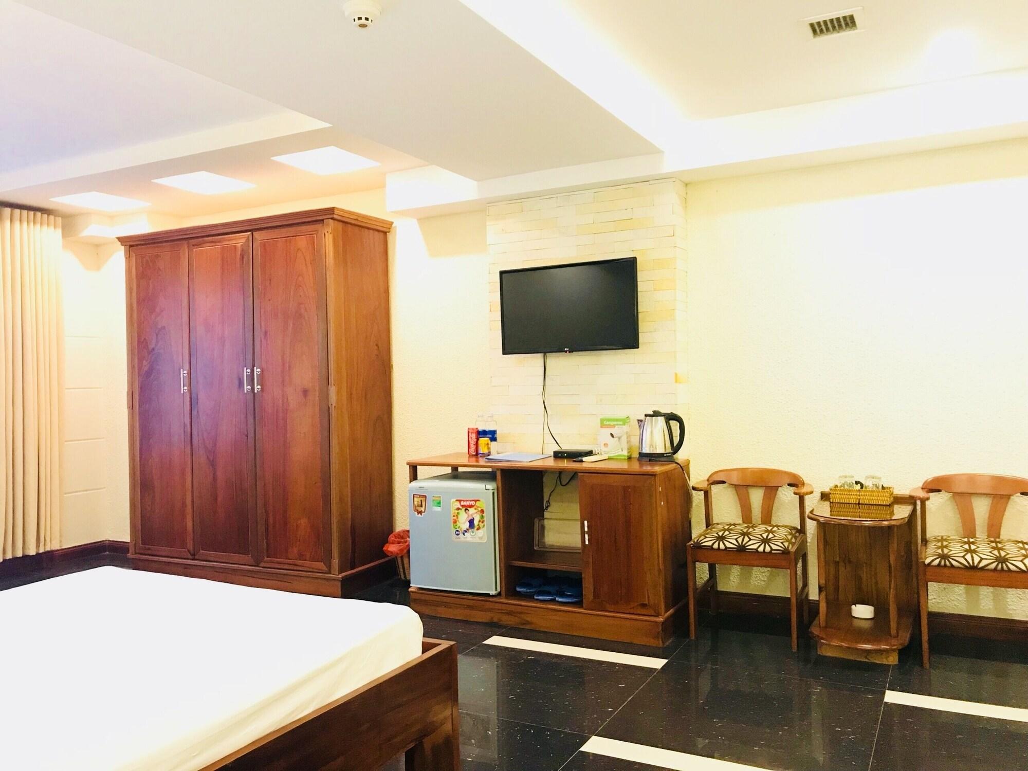 Whale Hướng đại Dương Khách sạn Đà Nẵng