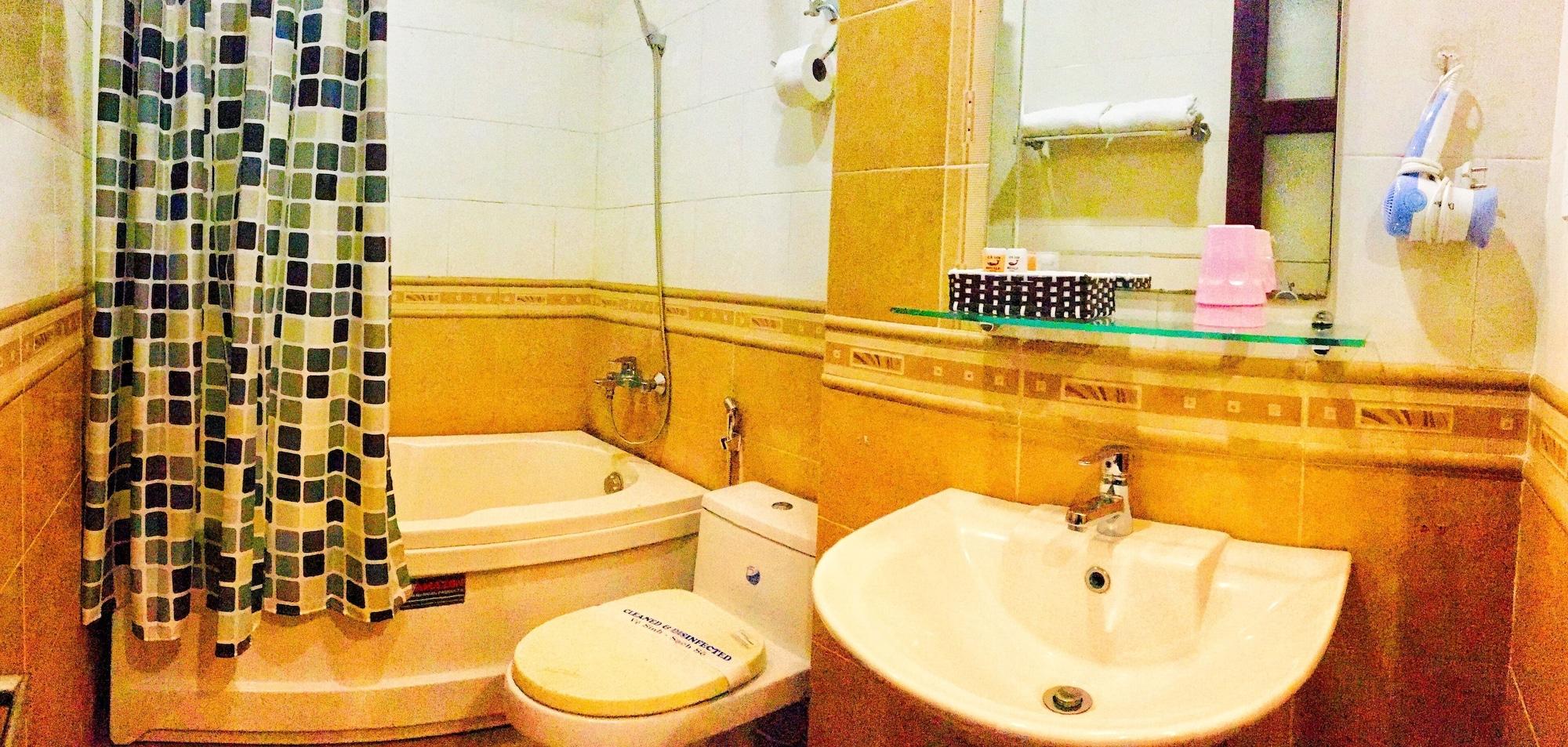 Whale Hướng đại Dương Khách sạn 2*