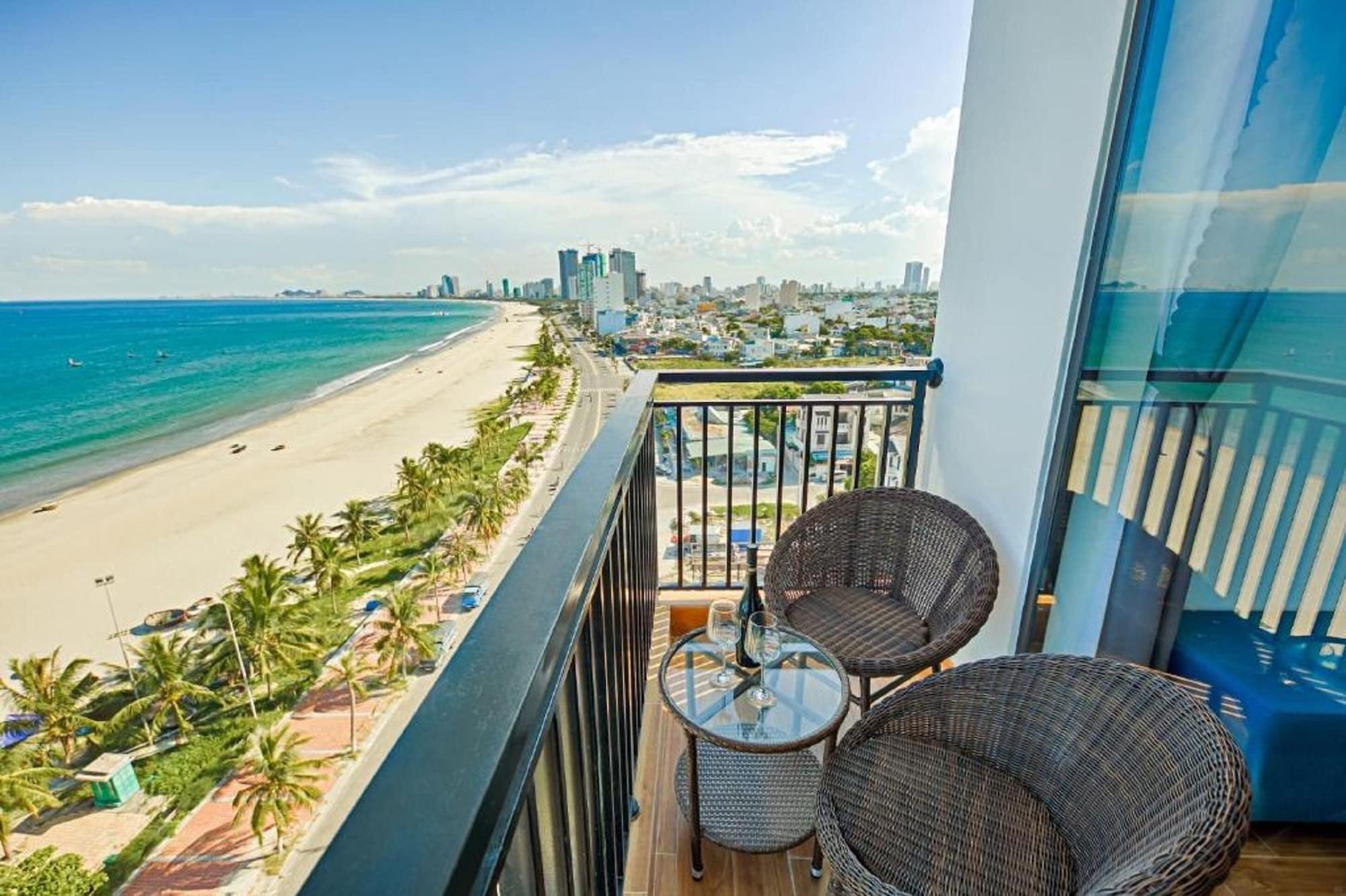Hotel Seashore & 4*