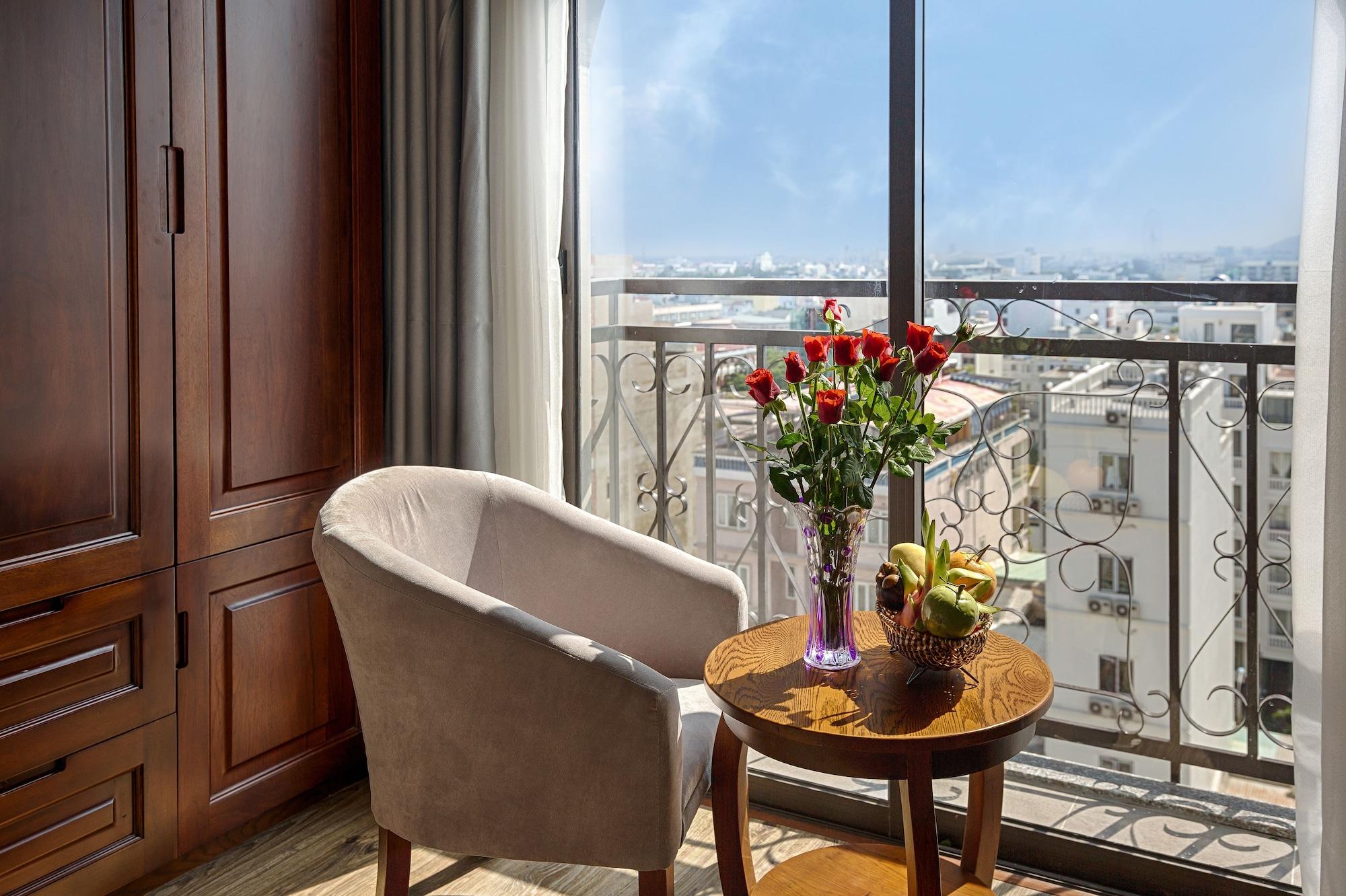 Royal Charm Hotel Da Nang