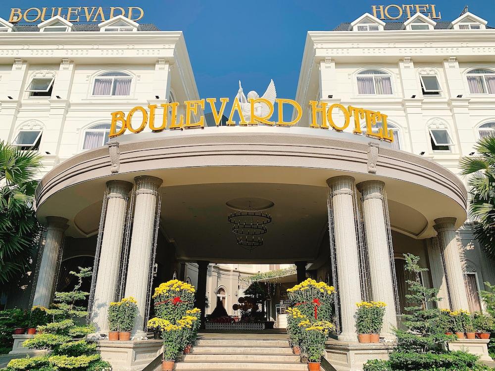 Boulevard