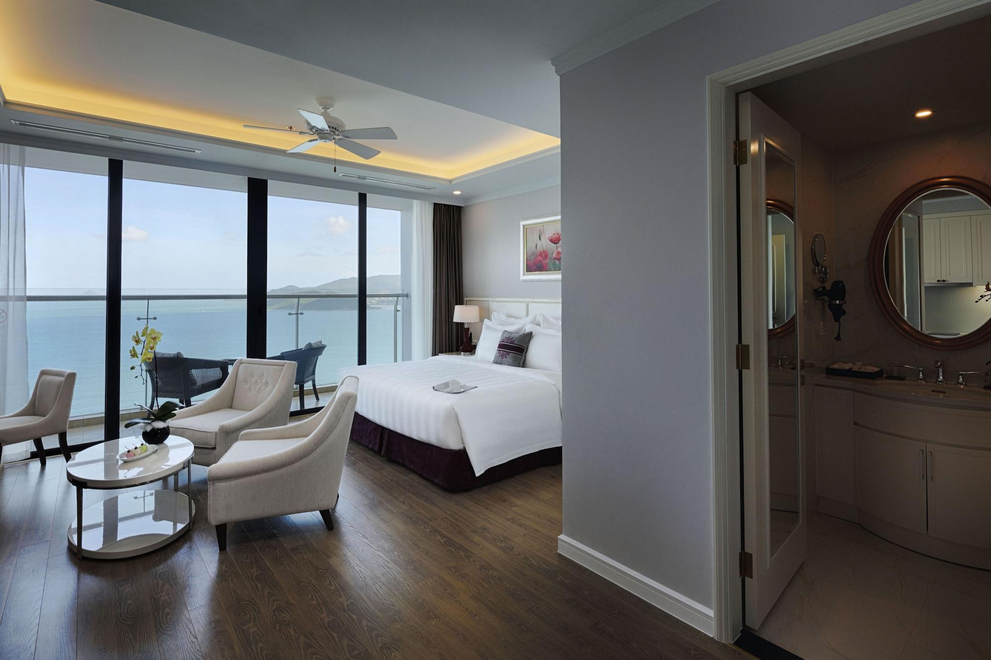 Vinpearl Condotel Beachfront Khách sạn Nha Trang