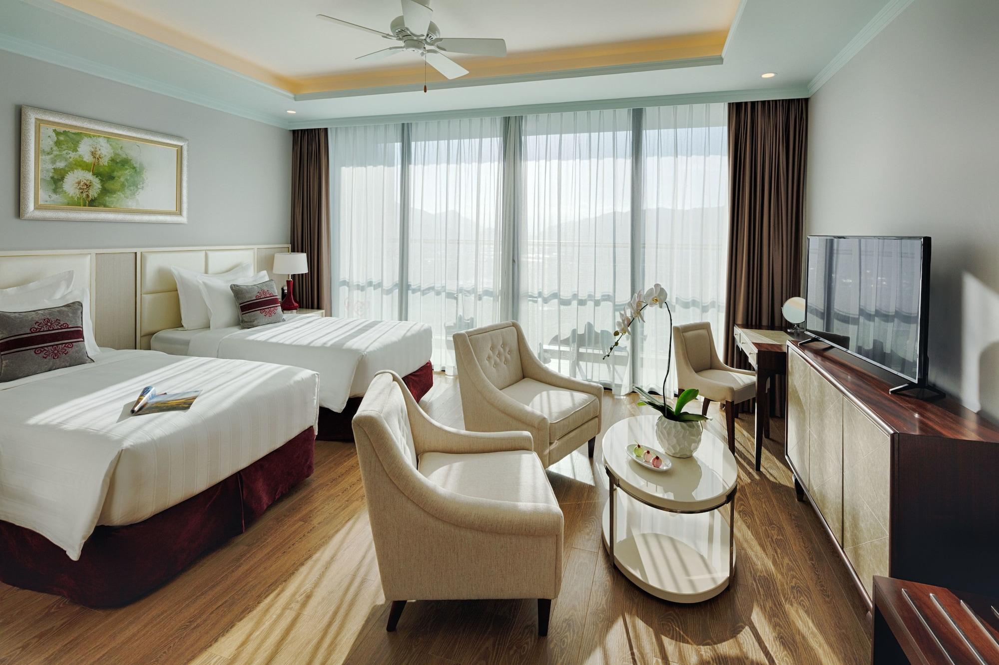 Vinpearl Condotel Beachfront 5* Nha Trang