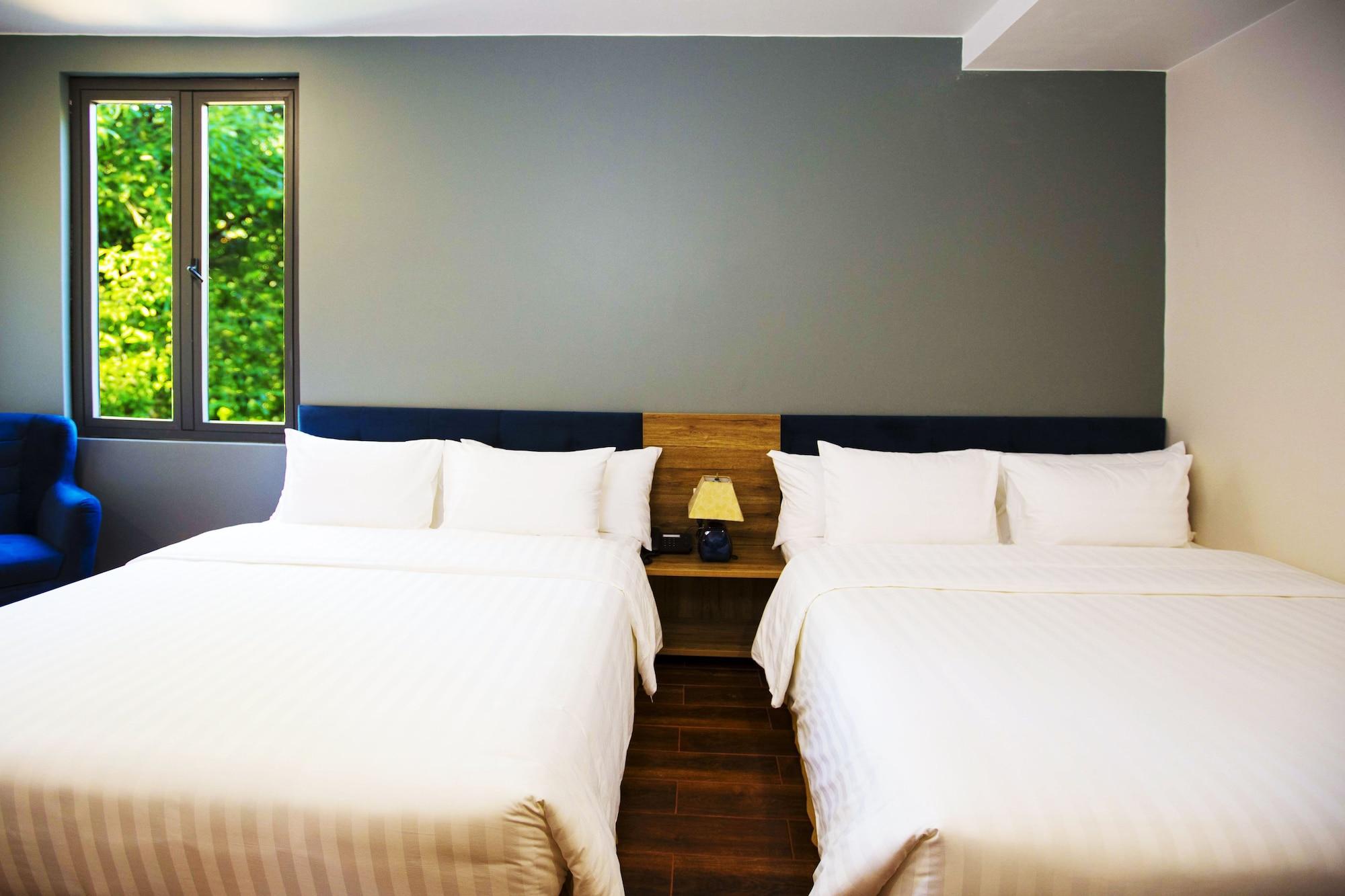 Resort Tom Hill Boutique & 4*