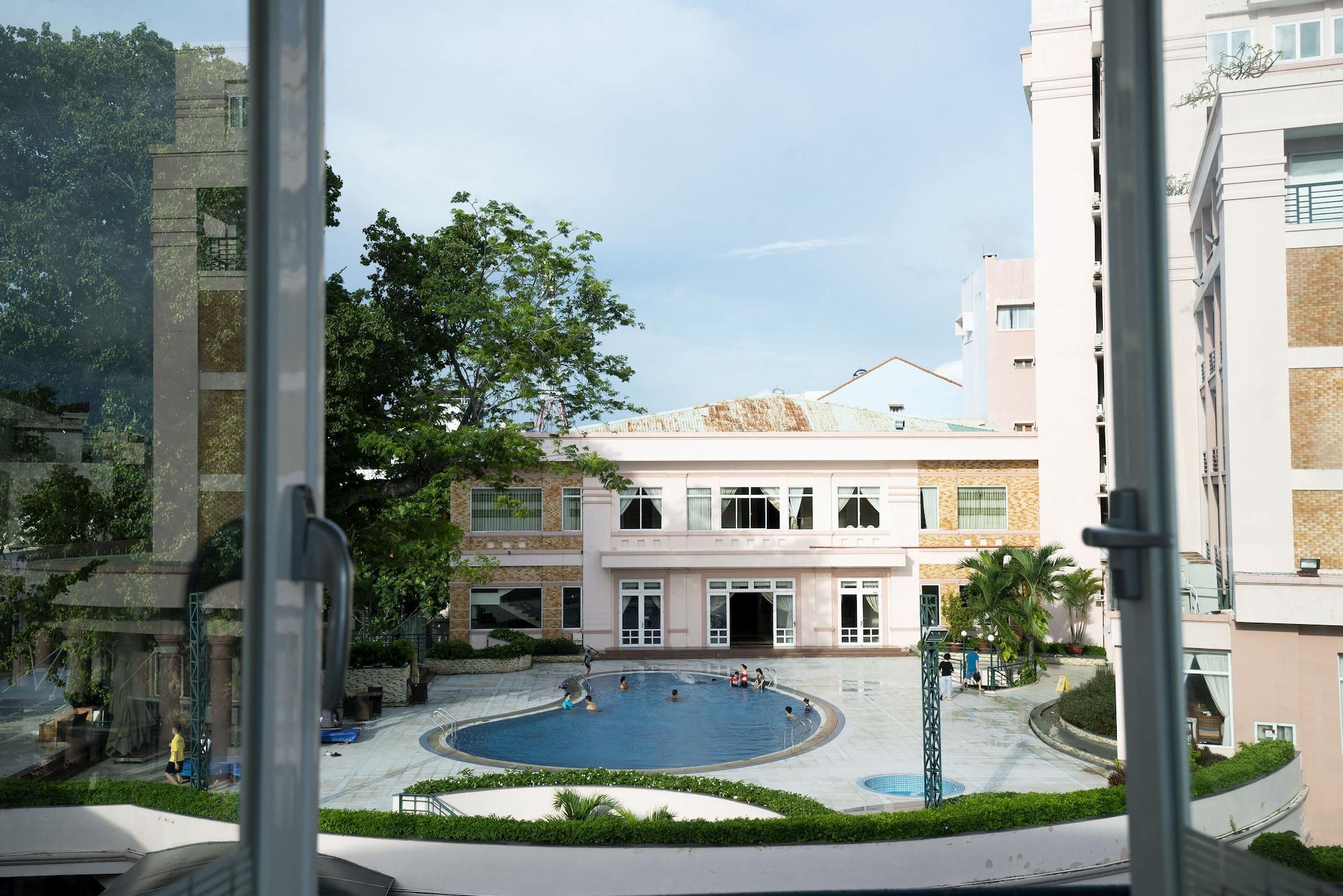 Grand Hotel 4*