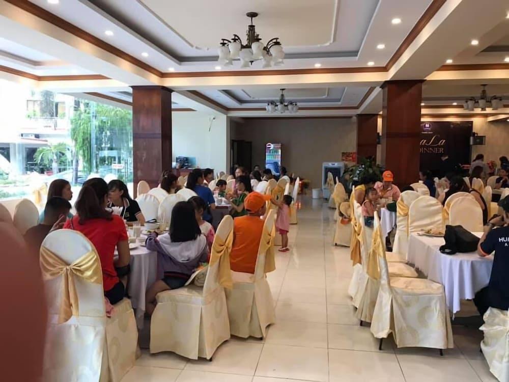Cong Doan Hotel 2*