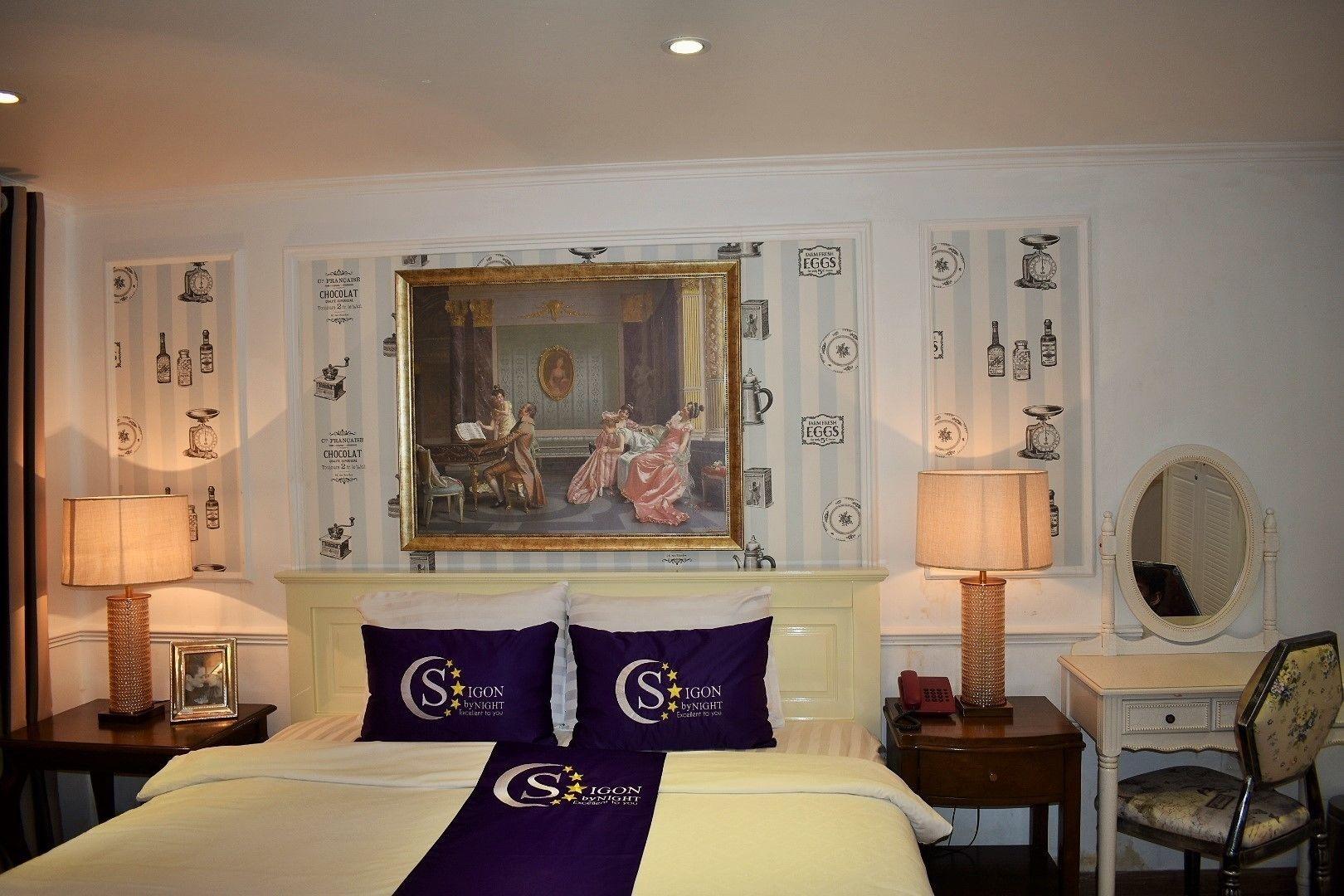 Hotel Saigon By Night Luxury