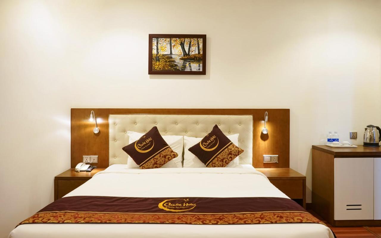 Centre Khách sạn 3*