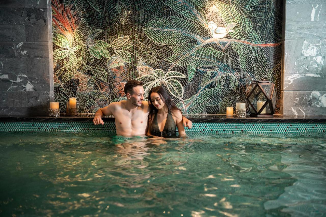Peridot Grand Luxury Boutique Hotel