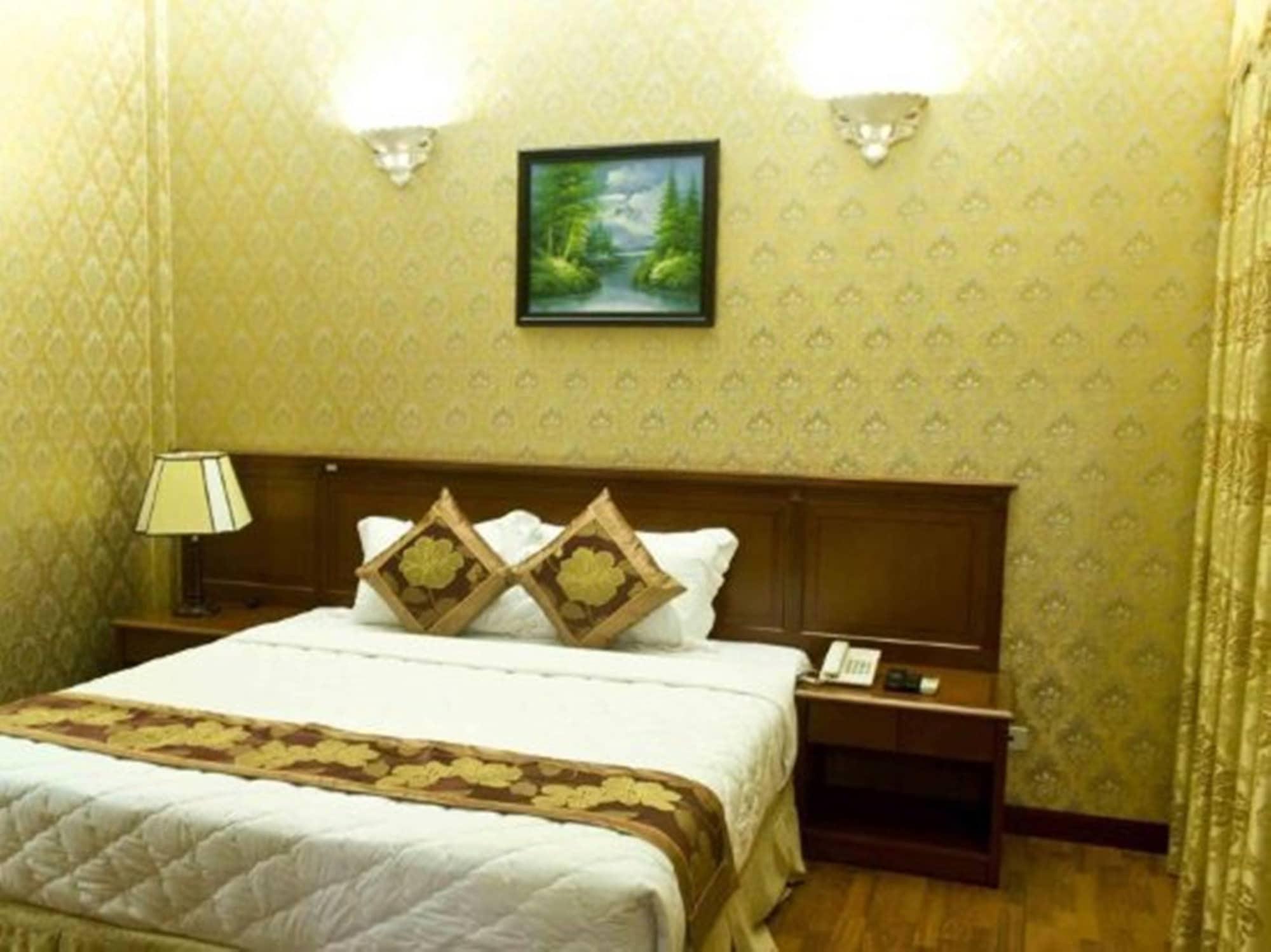 Crown Hotel