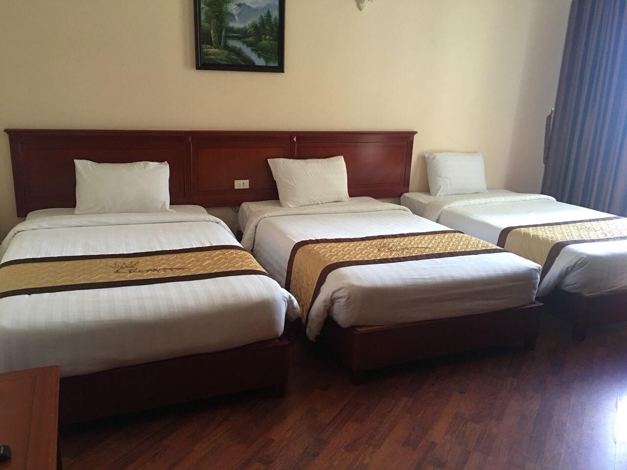 Crown Hotel Ha Long