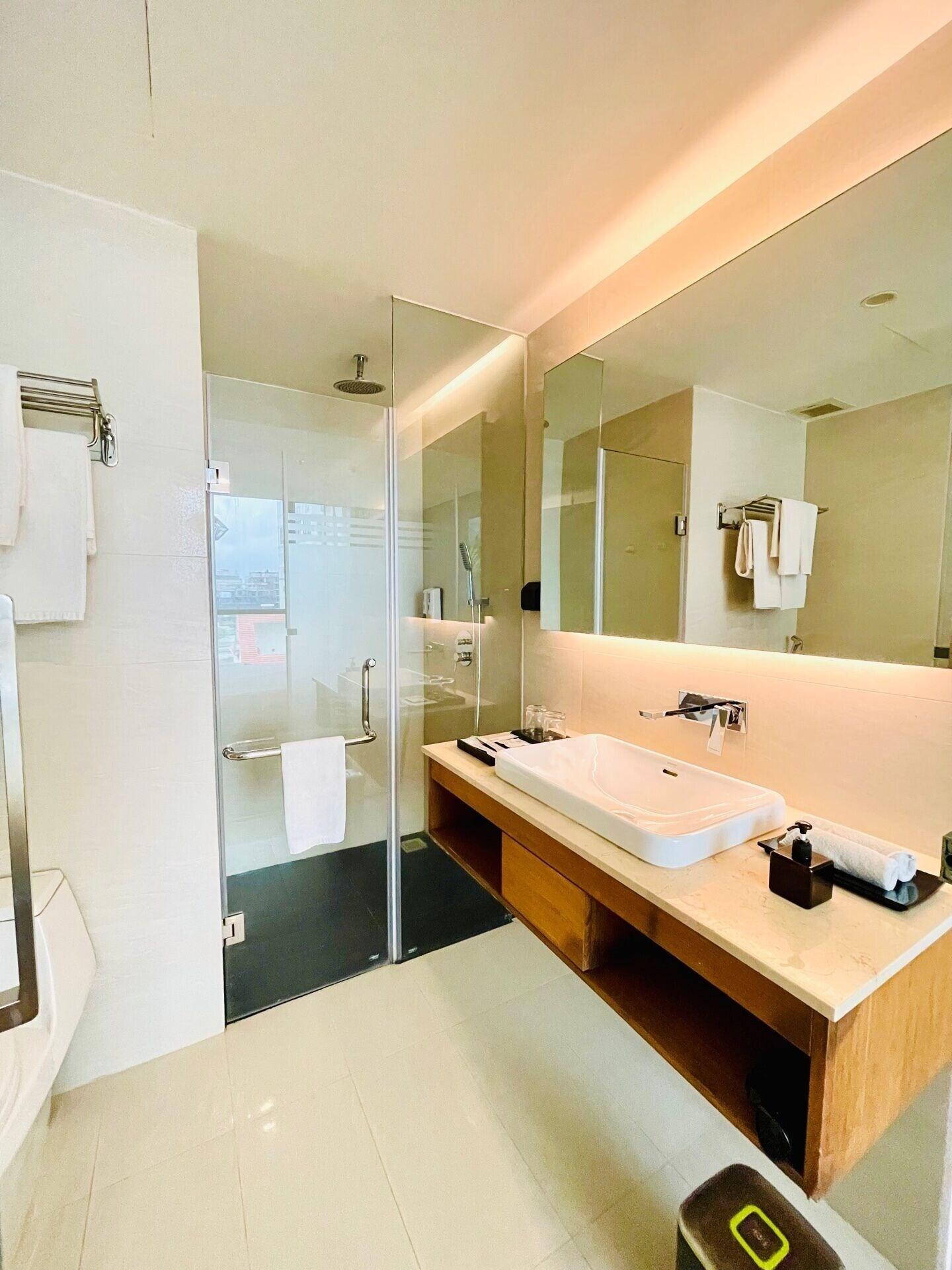 Khách Sạn&căn Hộ Nam Khách sạn 3*