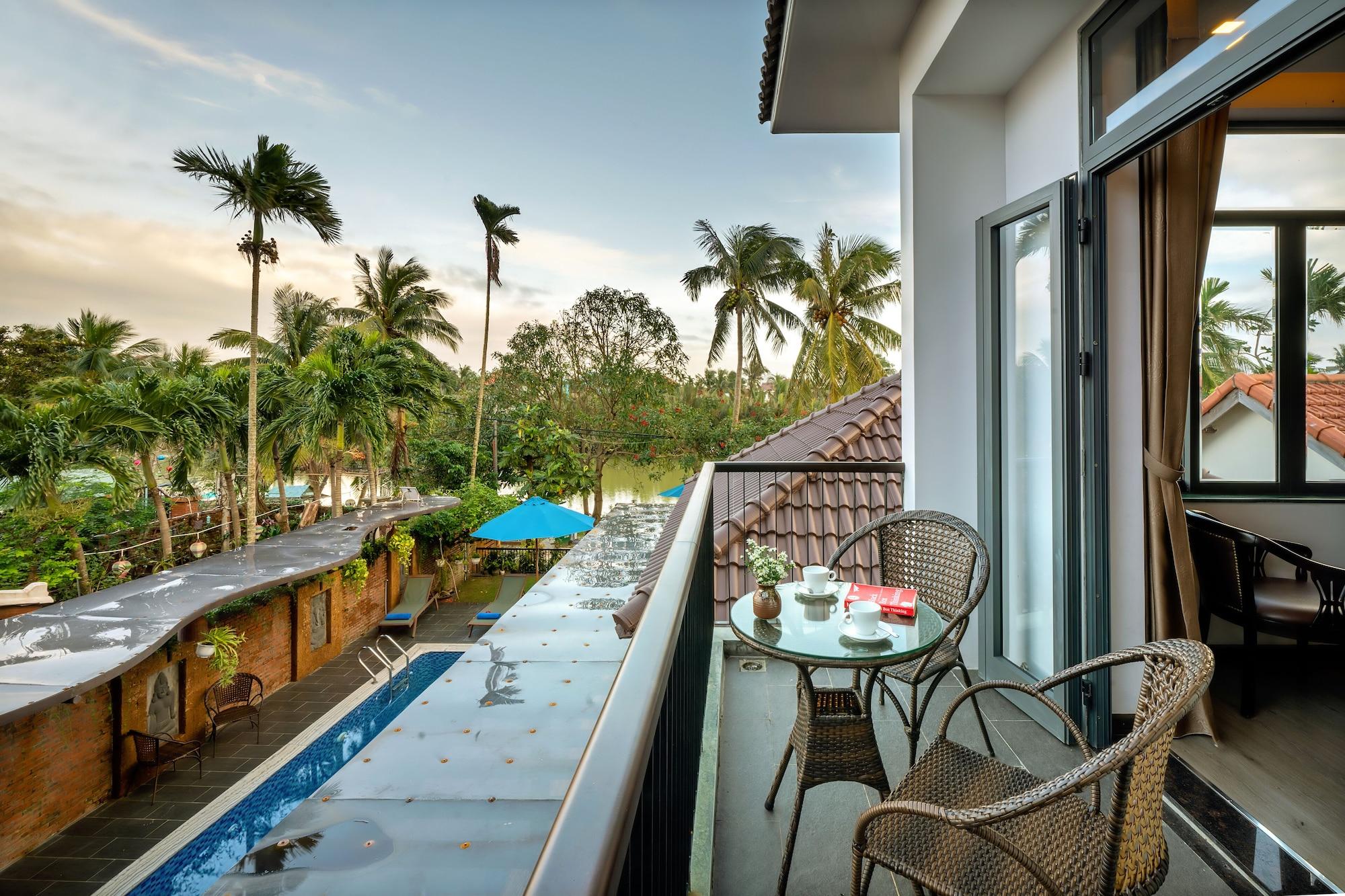 Serene River Hoian Gasthof 3*