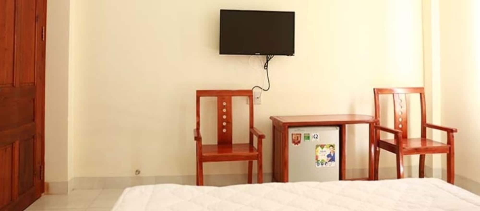Hotel Lien Thong *